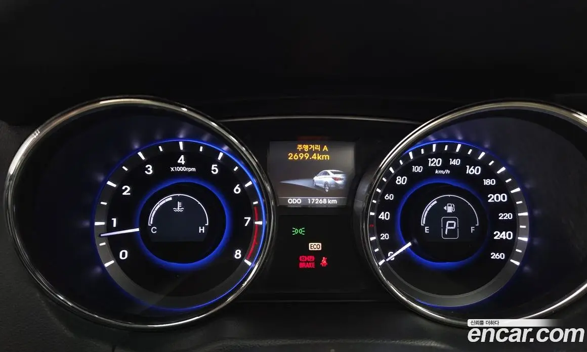 Hyundai Sonata 2009 2.0 автомат (гидро), фото 8 Hyundai Sonata 2009 2.0 автомат (гидро), фото 8