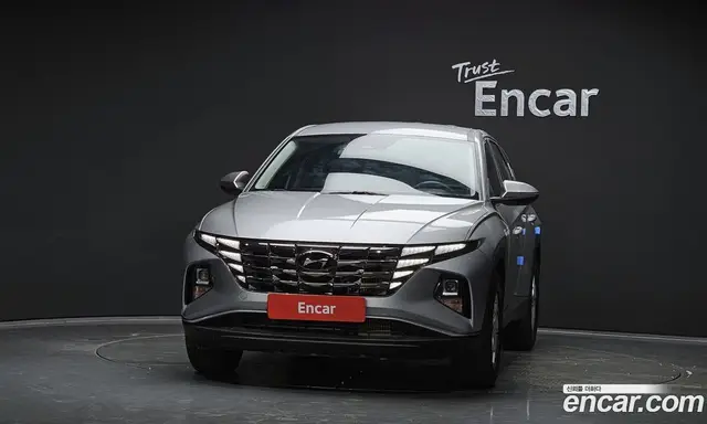 Hyundai Tucson 2023 2.0 автомат (гидро), миниатюра 3