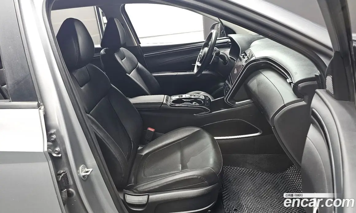 Hyundai Tucson 2023 2.0 автомат (гидро), фото 10