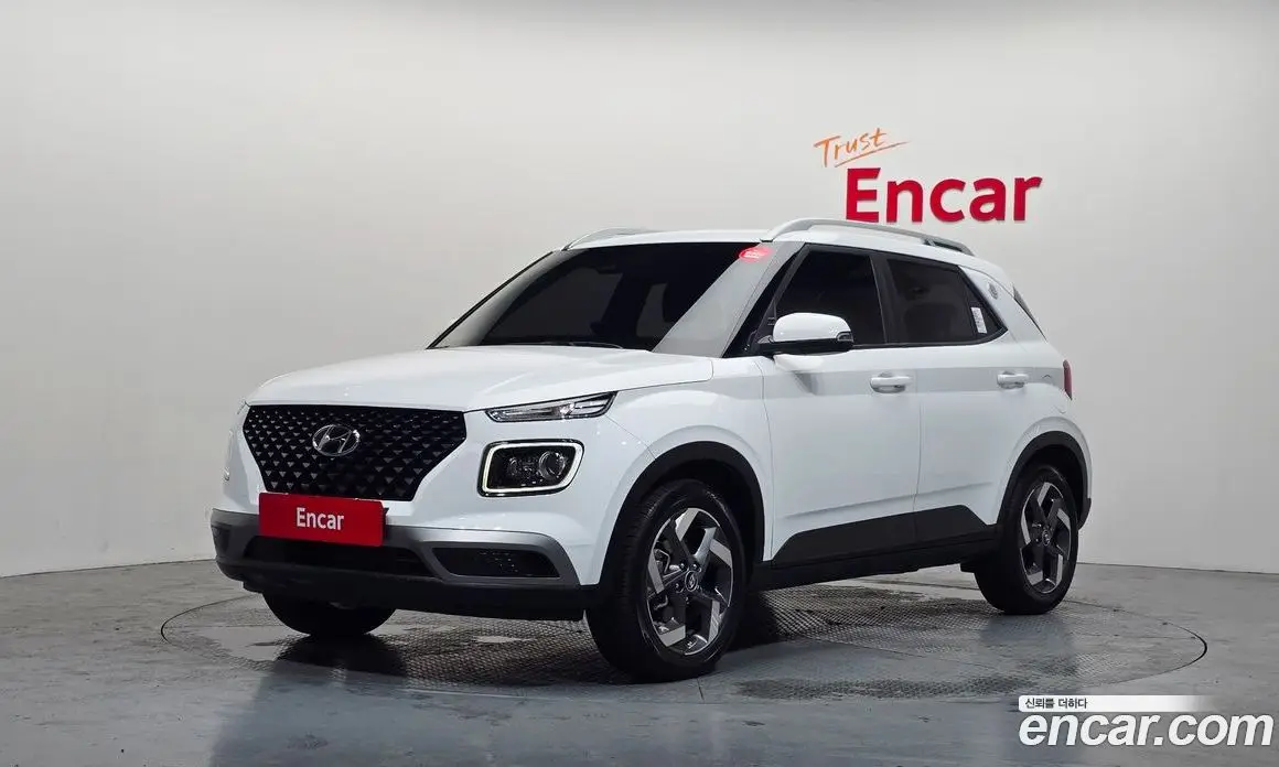 Hyundai Venue 2023 1.6 автомат (гидро), фото 1 Hyundai Venue 2023 1.6 автомат (гидро), фото 1