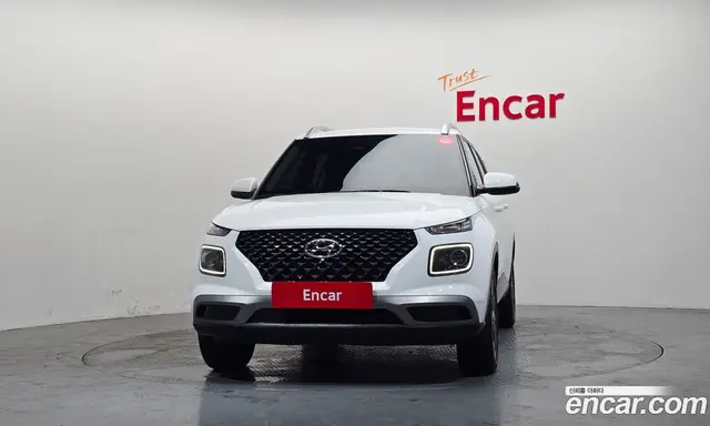Hyundai Venue 2023 1.6 автомат (гидро), миниатюра 3 Hyundai Venue 2023 1.6 автомат (гидро), миниатюра 3