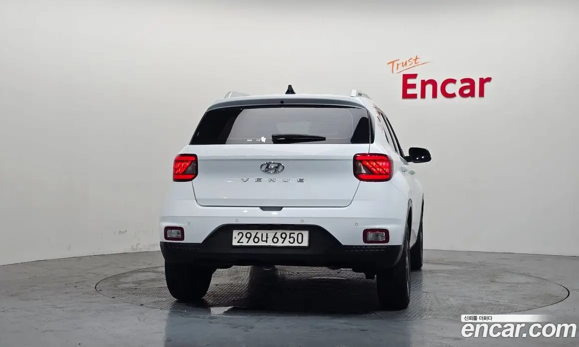 Hyundai Venue 2023 1.6 автомат (гидро), фото 4 Hyundai Venue 2023 1.6 автомат (гидро), фото 4