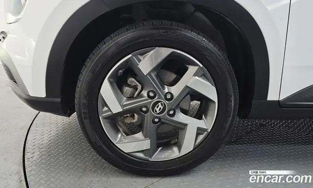 Hyundai Venue 2023 1.6 автомат (гидро), миниатюра 5 Hyundai Venue 2023 1.6 автомат (гидро), миниатюра 5