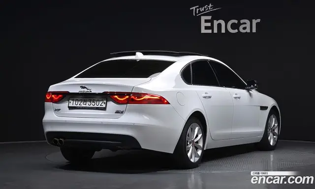 Jaguar XF 2019 2.0 автомат (гидро), миниатюра 2 Jaguar XF 2019 2.0 автомат (гидро), миниатюра 2