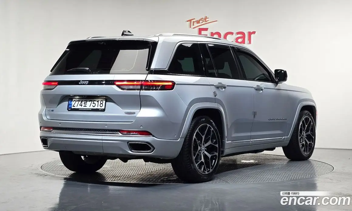 Jeep Cherokee 2023 2.0 автомат (гидро), фото 2 Jeep Cherokee 2023 2.0 автомат (гидро), фото 2
