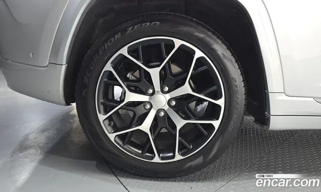 Jeep Cherokee 2023 2.0 автомат (гидро), миниатюра 5 Jeep Cherokee 2023 2.0 автомат (гидро), миниатюра 5