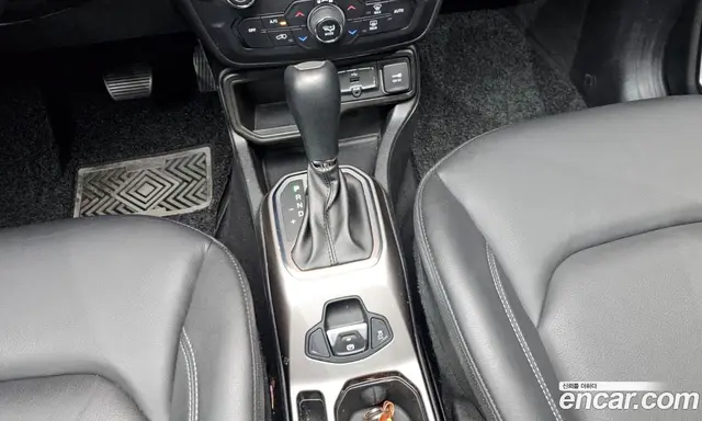 Jeep Renegade 2021 2.4 автомат (гидро), миниатюра 12