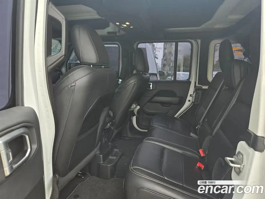 Jeep Wrangler 2019 2.0 автомат (гидро), фото 12 Jeep Wrangler 2019 2.0 автомат (гидро), фото 12