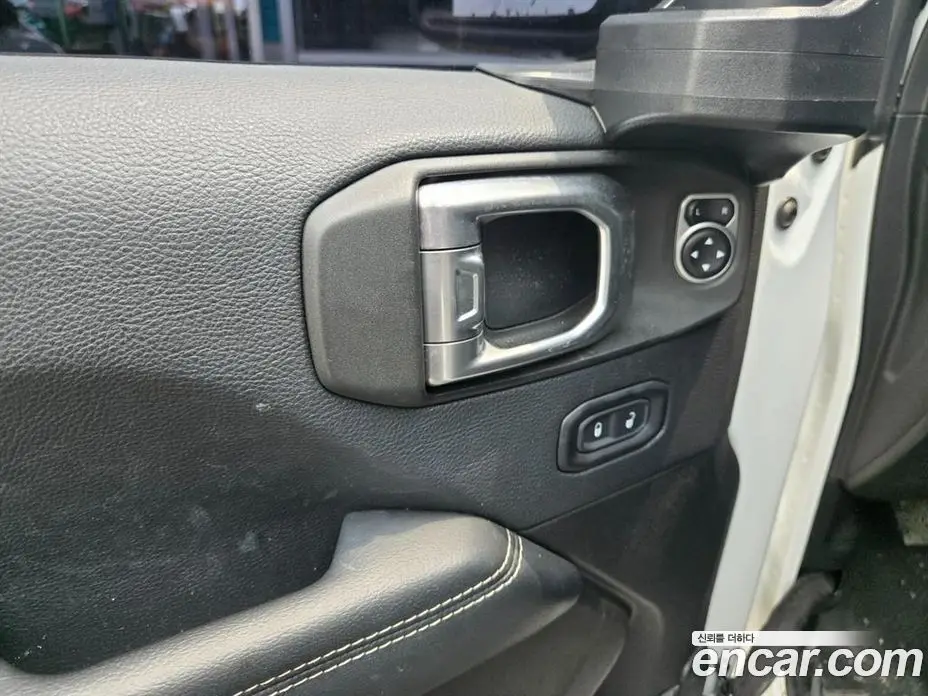 Jeep Wrangler 2019 2.0 автомат (гидро), фото 6 Jeep Wrangler 2019 2.0 автомат (гидро), фото 6