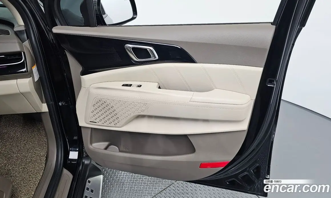 Kia Carnival 2024 1.6 автомат (гидро), фото 14 Kia Carnival 2024 1.6 автомат (гидро), фото 14
