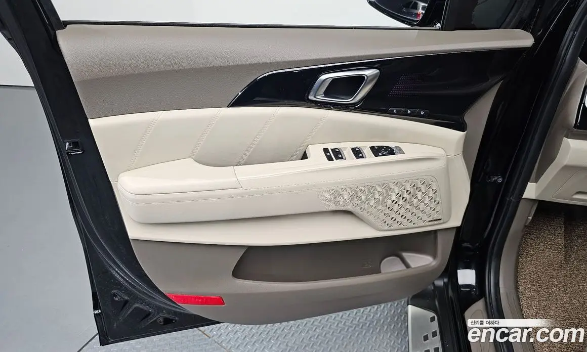 Kia Carnival 2024 1.6 автомат (гидро), фото 15 Kia Carnival 2024 1.6 автомат (гидро), фото 15