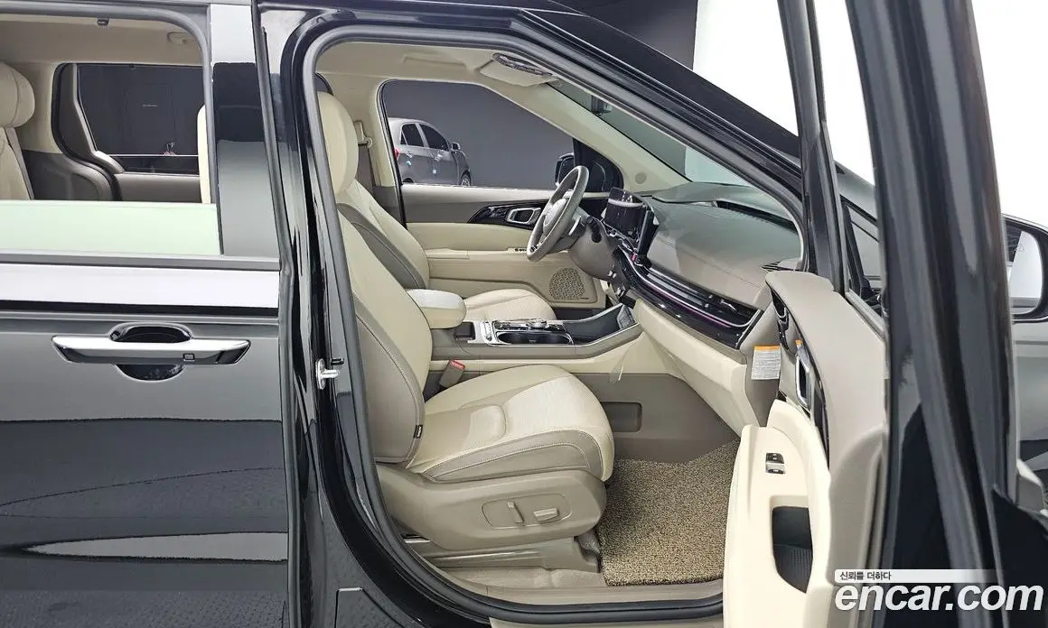 Kia Carnival 2024 1.6 автомат (гидро), фото 16 Kia Carnival 2024 1.6 автомат (гидро), фото 16