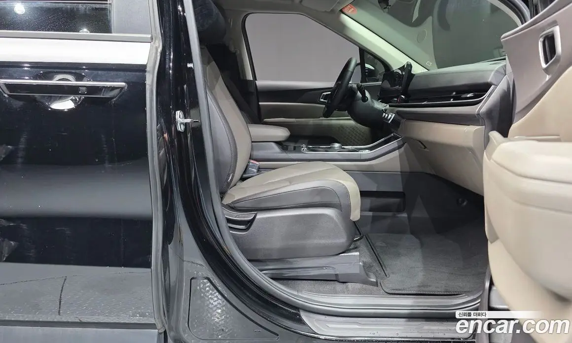 Kia Carnival 2025 1.6 автомат (гидро), фото 11 Kia Carnival 2025 1.6 автомат (гидро), фото 11