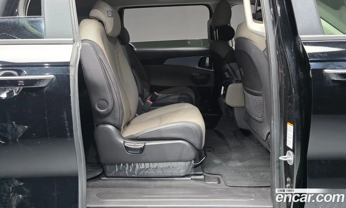 Kia Carnival 2025 1.6 автомат (гидро), фото 12 Kia Carnival 2025 1.6 автомат (гидро), фото 12