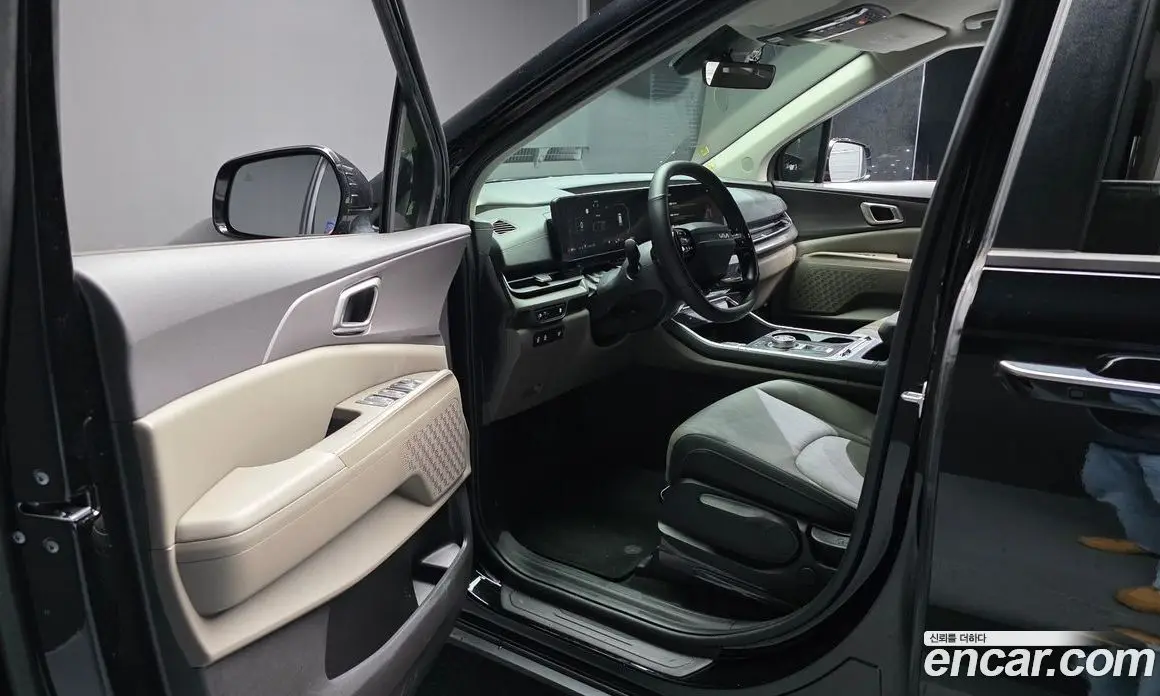 Kia Carnival 2025 1.6 автомат (гидро), фото 10 Kia Carnival 2025 1.6 автомат (гидро), фото 10