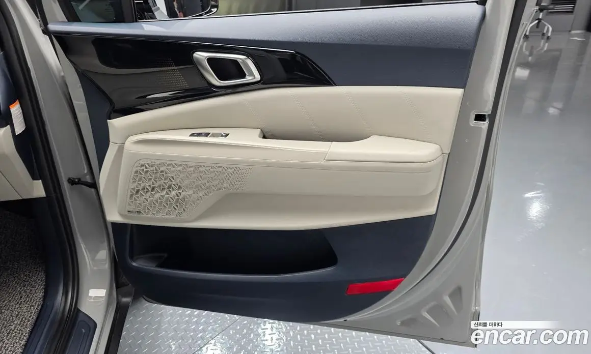 Kia Carnival 2025 1.6 автомат (гидро), фото 15 Kia Carnival 2025 1.6 автомат (гидро), фото 15