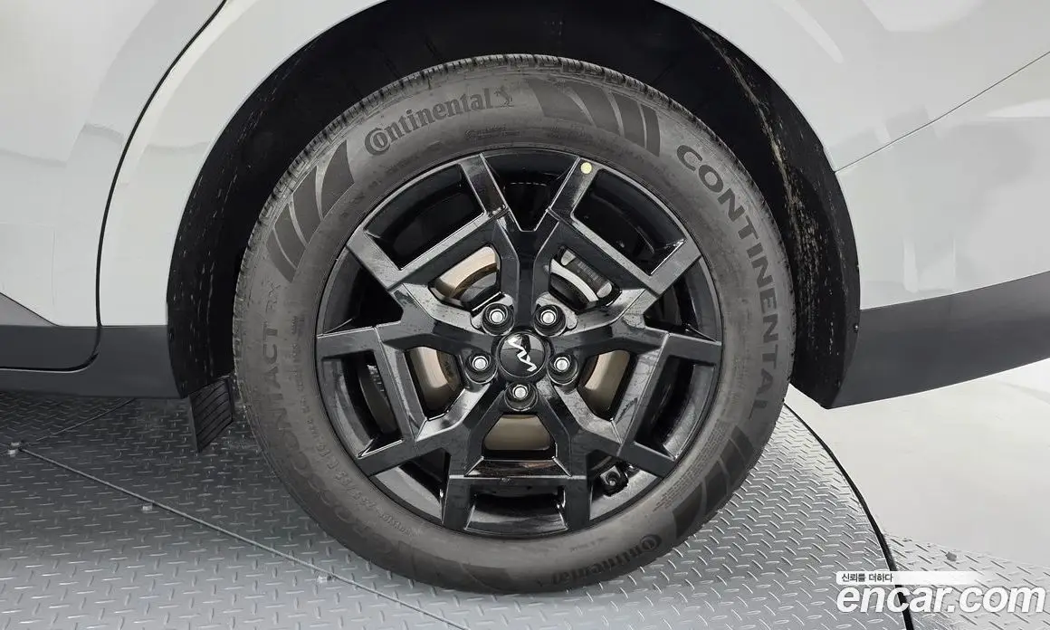 Kia Carnival 2025 1.6 автомат (гидро), фото 7 Kia Carnival 2025 1.6 автомат (гидро), фото 7