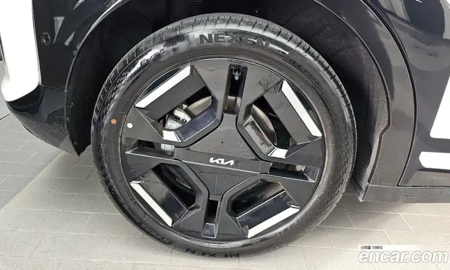 Kia EV3 2024 0.2 автомат (гидро), миниатюра 5 Kia EV3 2024 0.2 автомат (гидро), миниатюра 5