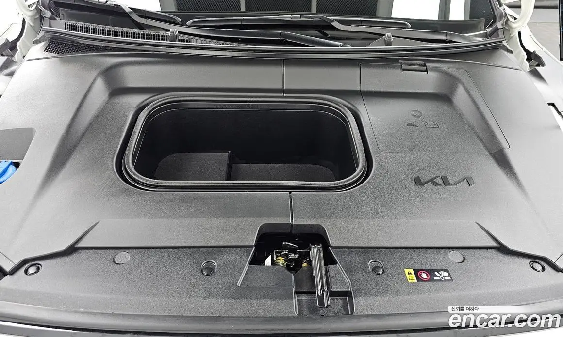 Kia EV3 2024 0.2 автомат (гидро), фото 6 Kia EV3 2024 0.2 автомат (гидро), фото 6