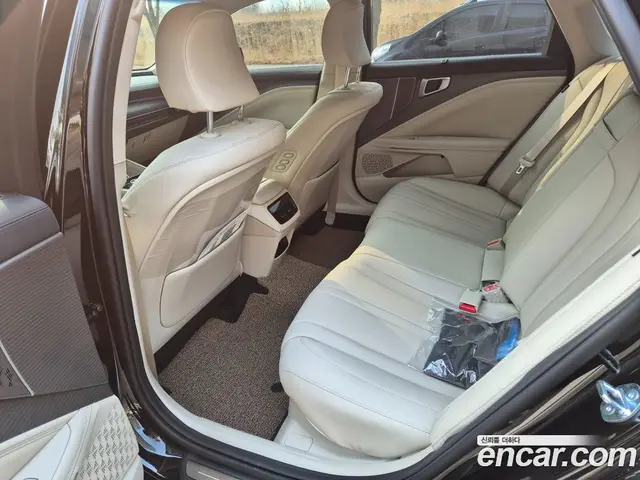 Kia K8 2025 1.6 автомат (гидро), миниатюра 7 Kia K8 2025 1.6 автомат (гидро), миниатюра 7