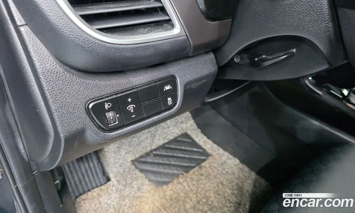 Kia Seltos 2020 1.6 автомат (гидро), фото 24 Kia Seltos 2020 1.6 автомат (гидро), фото 24