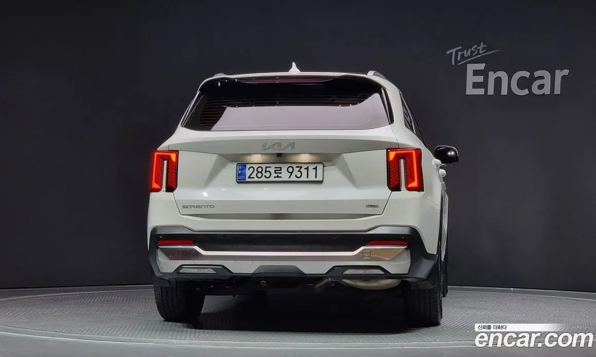Kia Sorento 2023 1.6 автомат (гидро), фото 4 Kia Sorento 2023 1.6 автомат (гидро), фото 4