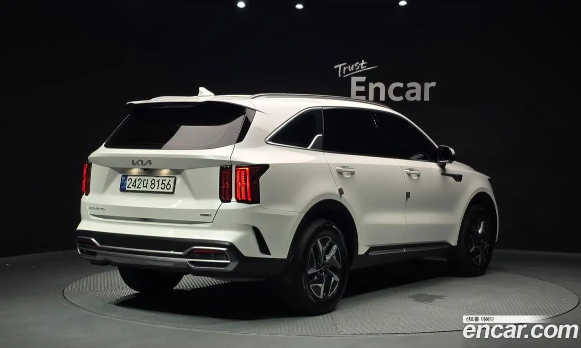 Kia Sorento 2023 1.6 автомат (гидро), фото 2 Kia Sorento 2023 1.6 автомат (гидро), фото 2