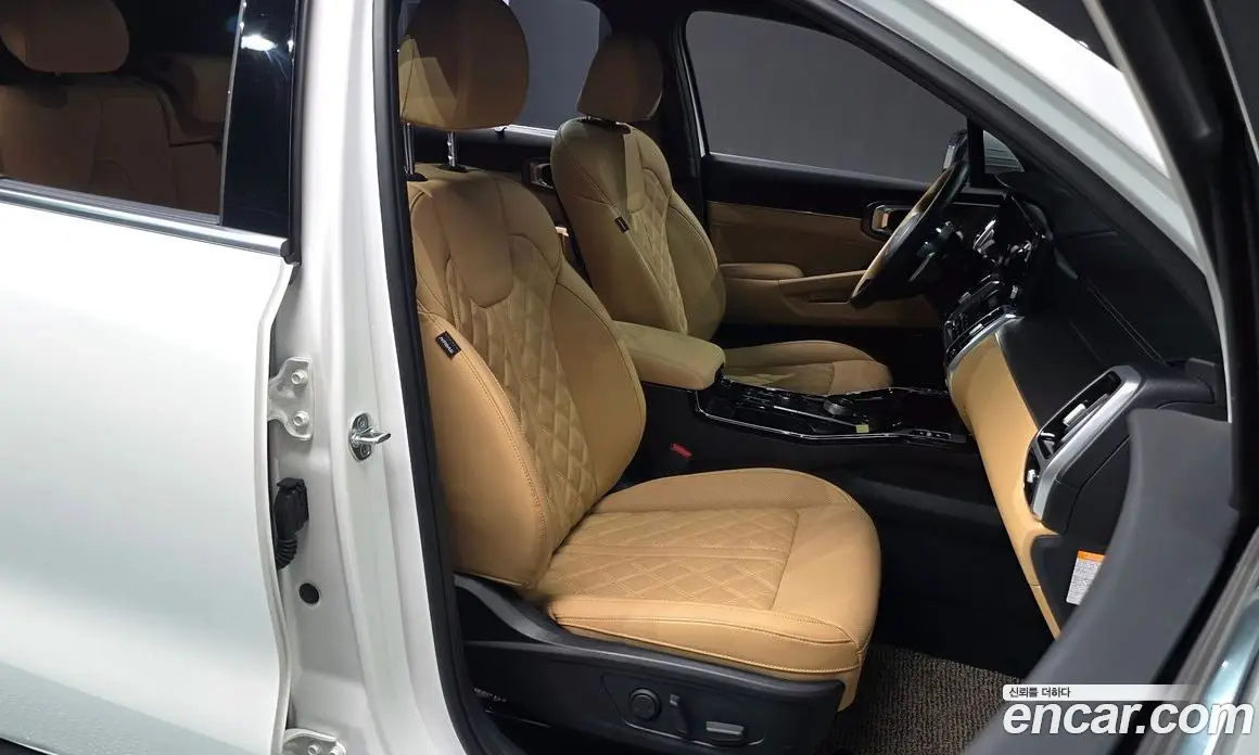 Kia Sorento 2023 1.6 автомат (гидро), фото 16 Kia Sorento 2023 1.6 автомат (гидро), фото 16