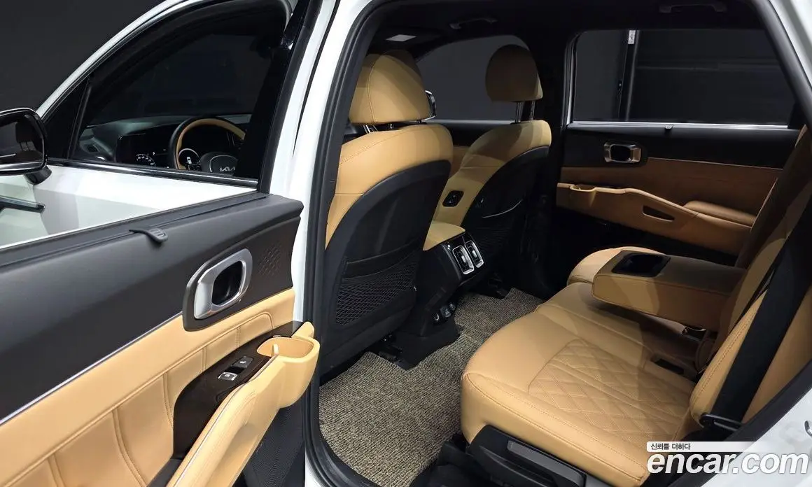 Kia Sorento 2023 1.6 автомат (гидро), фото 17 Kia Sorento 2023 1.6 автомат (гидро), фото 17