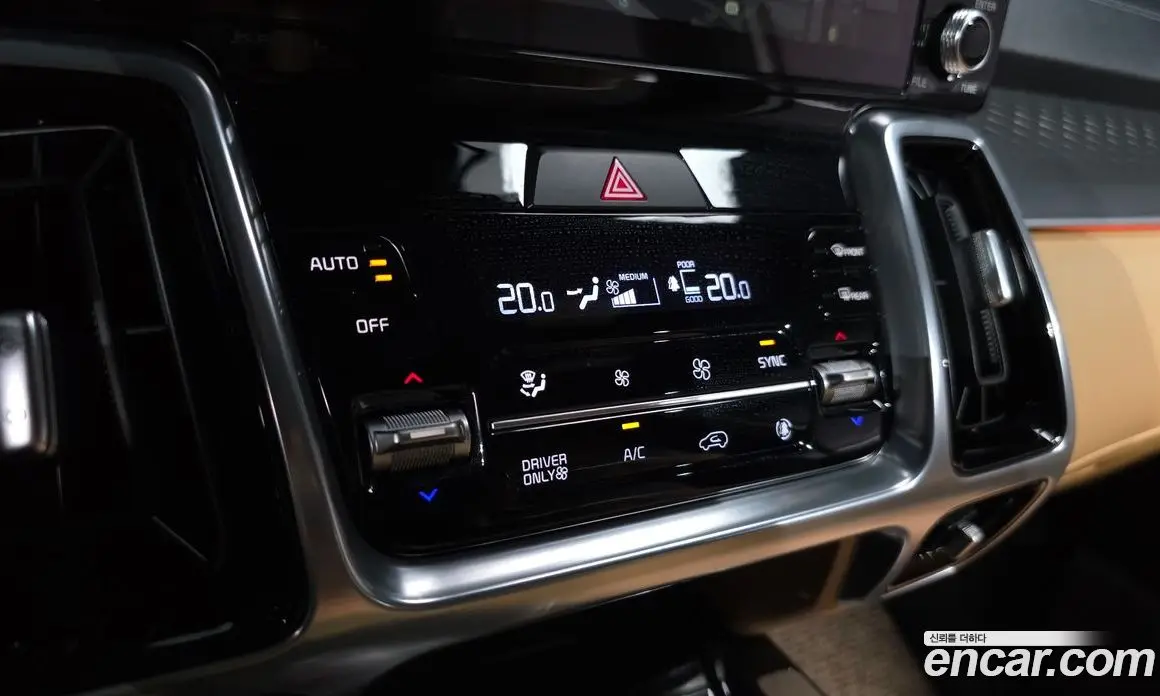 Kia Sorento 2023 1.6 автомат (гидро), фото 22 Kia Sorento 2023 1.6 автомат (гидро), фото 22