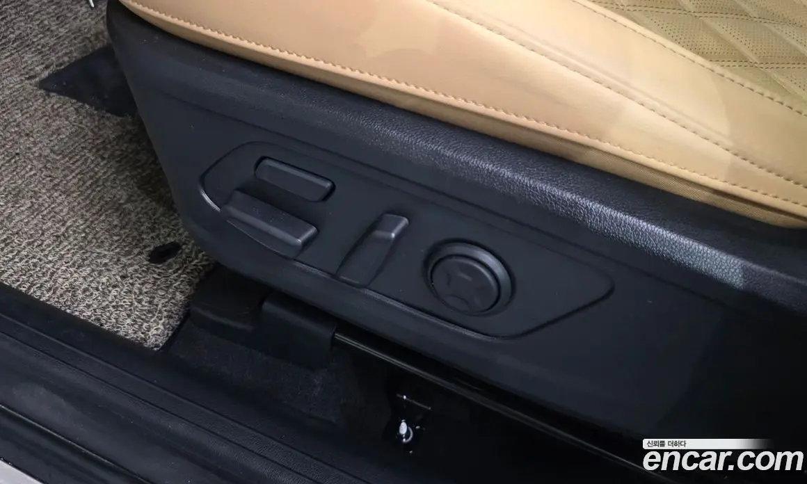 Kia Sorento 2023 1.6 автомат (гидро), фото 31 Kia Sorento 2023 1.6 автомат (гидро), фото 31