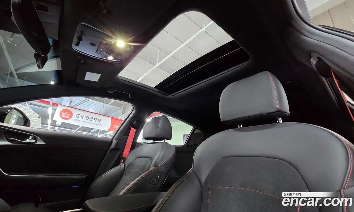 Kia Stinger 2022 3.3 автомат (гидро), фото 36 Kia Stinger 2022 3.3 автомат (гидро), фото 36