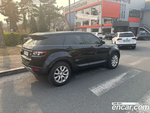 Land Rover Range Rover Evoque 2015 2.2 автомат (гидро), миниатюра 2 Land Rover Range Rover Evoque 2015 2.2 автомат (гидро), миниатюра 2