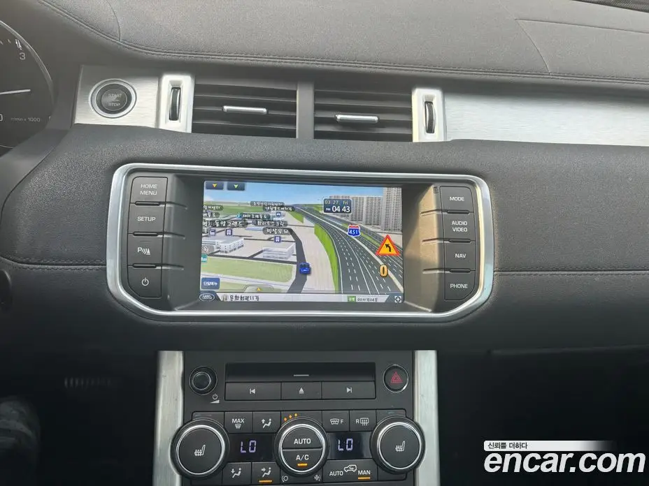Land Rover Range Rover Evoque 2015 2.2 автомат (гидро), фото 11 Land Rover Range Rover Evoque 2015 2.2 автомат (гидро), фото 11