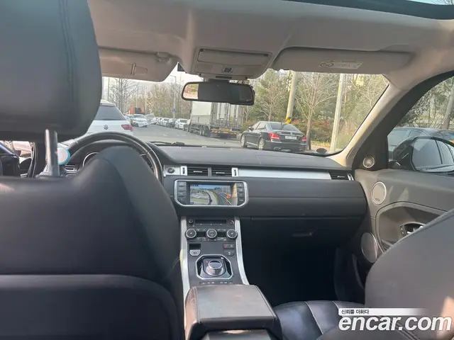 Land Rover Range Rover Evoque 2015 2.2 автомат (гидро), миниатюра 7 Land Rover Range Rover Evoque 2015 2.2 автомат (гидро), миниатюра 7