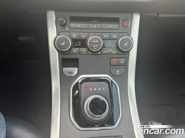 Land Rover Range Rover Evoque 2015 2.2 автомат (гидро), миниатюра 9 Land Rover Range Rover Evoque 2015 2.2 автомат (гидро), миниатюра 9