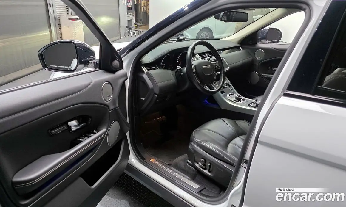 Land Rover Range Rover Evoque 2019 2.0 автомат (гидро), фото 10 Land Rover Range Rover Evoque 2019 2.0 автомат (гидро), фото 10