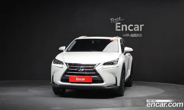 Lexus NX 2014 2.5 автомат (гидро), миниатюра 2 Lexus NX 2014 2.5 автомат (гидро), миниатюра 2