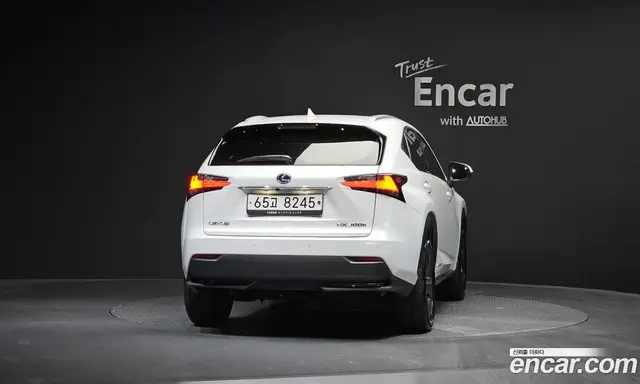 Lexus NX 2014 2.5 автомат (гидро), миниатюра 3 Lexus NX 2014 2.5 автомат (гидро), миниатюра 3