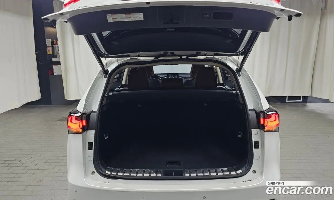 Lexus NX 2014 2.5 автомат (гидро), фото 23 Lexus NX 2014 2.5 автомат (гидро), фото 23