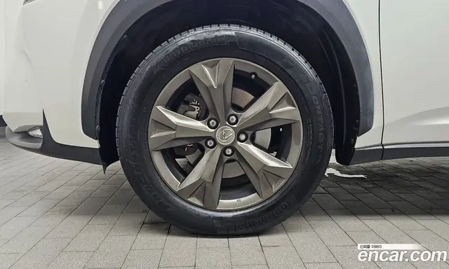 Lexus NX 2014 2.5 автомат (гидро), миниатюра 4 Lexus NX 2014 2.5 автомат (гидро), миниатюра 4