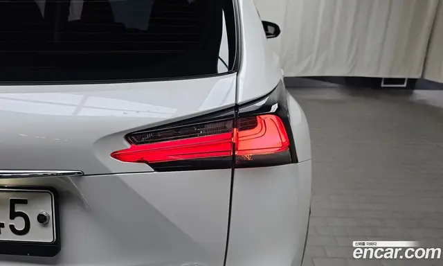 Lexus NX 2014 2.5 автомат (гидро), миниатюра 8 Lexus NX 2014 2.5 автомат (гидро), миниатюра 8