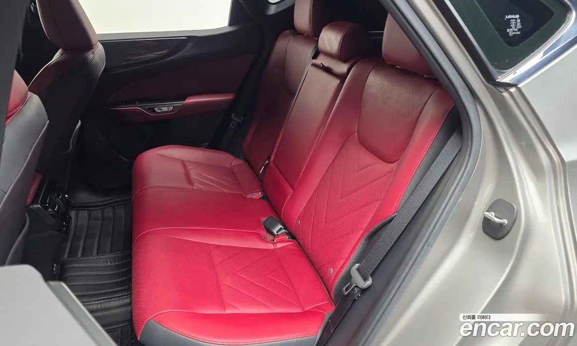 Lexus NX 2023 2.5 автомат (гидро), фото 15 Lexus NX 2023 2.5 автомат (гидро), фото 15