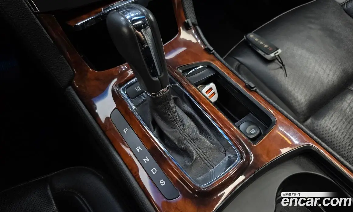 Lincoln MKS 2014 3.7 автомат (гидро), фото 9 Lincoln MKS 2014 3.7 автомат (гидро), фото 9