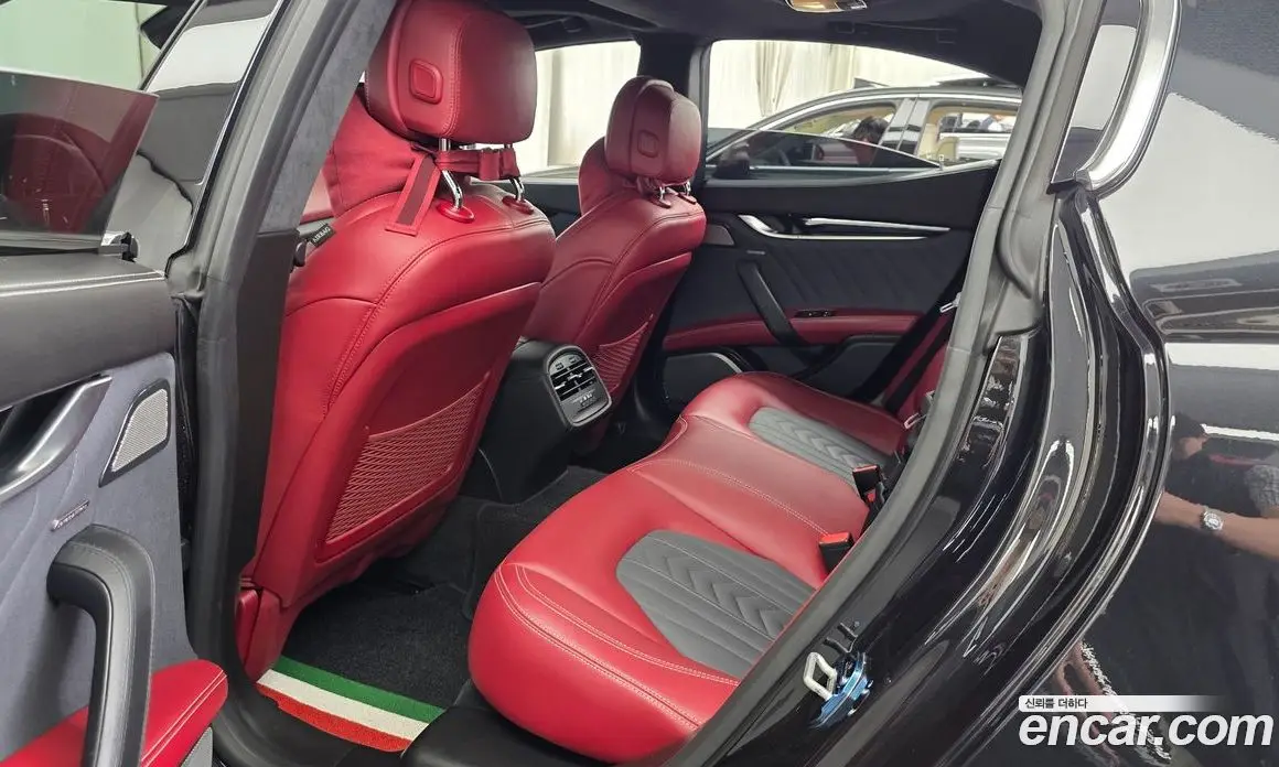 Maserati Ghibli 2017 3.0 автомат (гидро), фото 16 Maserati Ghibli 2017 3.0 автомат (гидро), фото 16