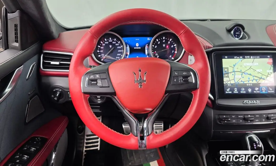 Maserati Ghibli 2017 3.0 автомат (гидро), фото 19 Maserati Ghibli 2017 3.0 автомат (гидро), фото 19
