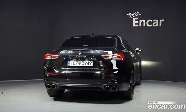 Maserati Ghibli 2017 3.0 автомат (гидро), миниатюра 4 Maserati Ghibli 2017 3.0 автомат (гидро), миниатюра 4