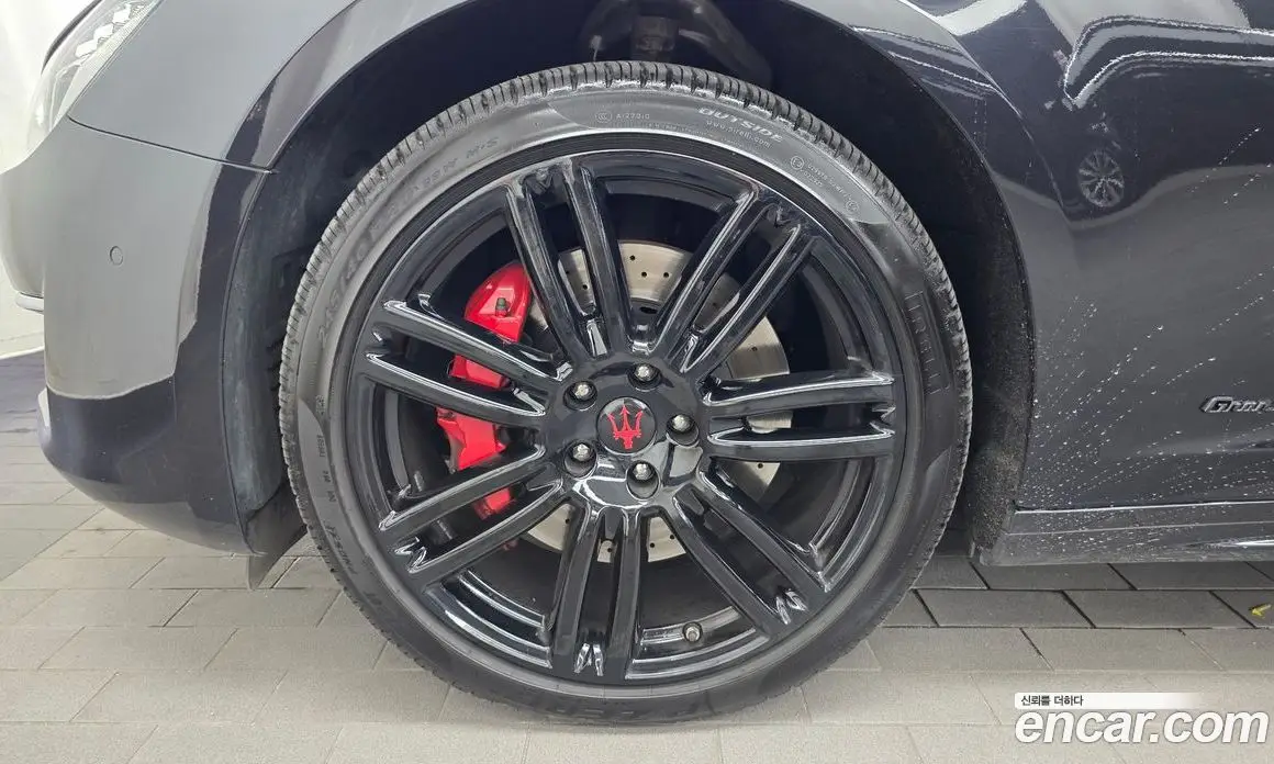 Maserati Ghibli 2017 3.0 автомат (гидро), фото 5 Maserati Ghibli 2017 3.0 автомат (гидро), фото 5