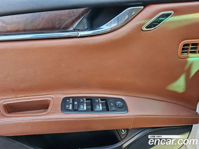 Maserati Quattroporte 2016 3.0 автомат (гидро), миниатюра 12