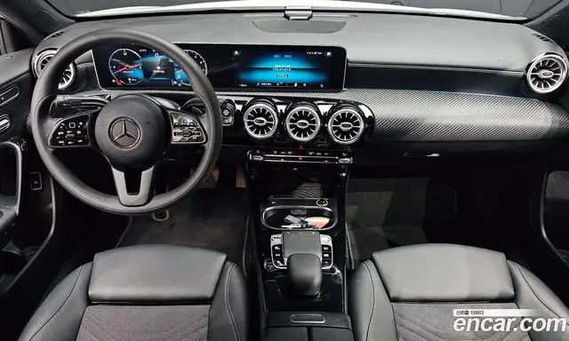 Mercedes-Benz A-Class 2020 2.0 автомат (гидро), миниатюра 9 Mercedes-Benz A-Class 2020 2.0 автомат (гидро), миниатюра 9